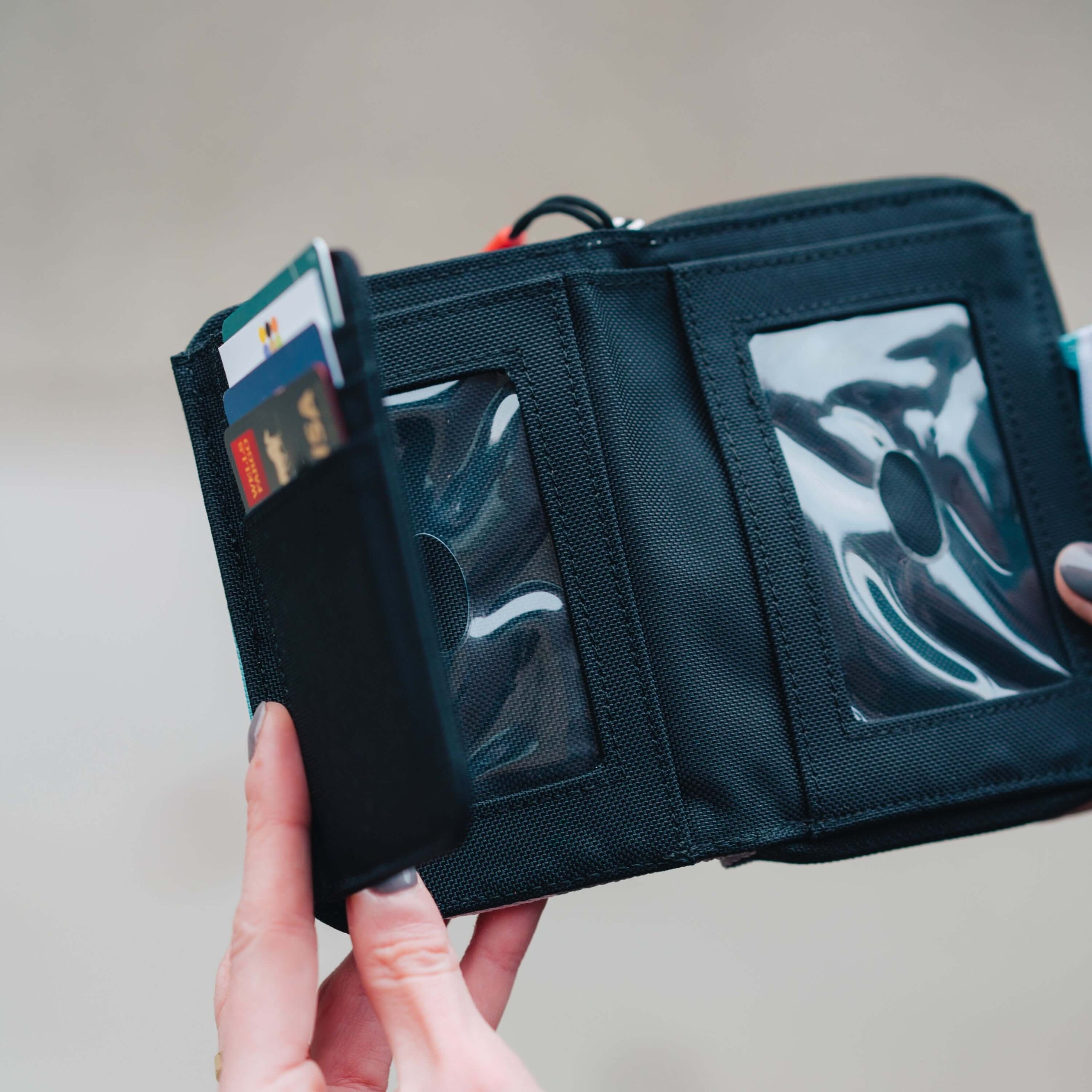 Sherpani Barcelona | RFID Wallet