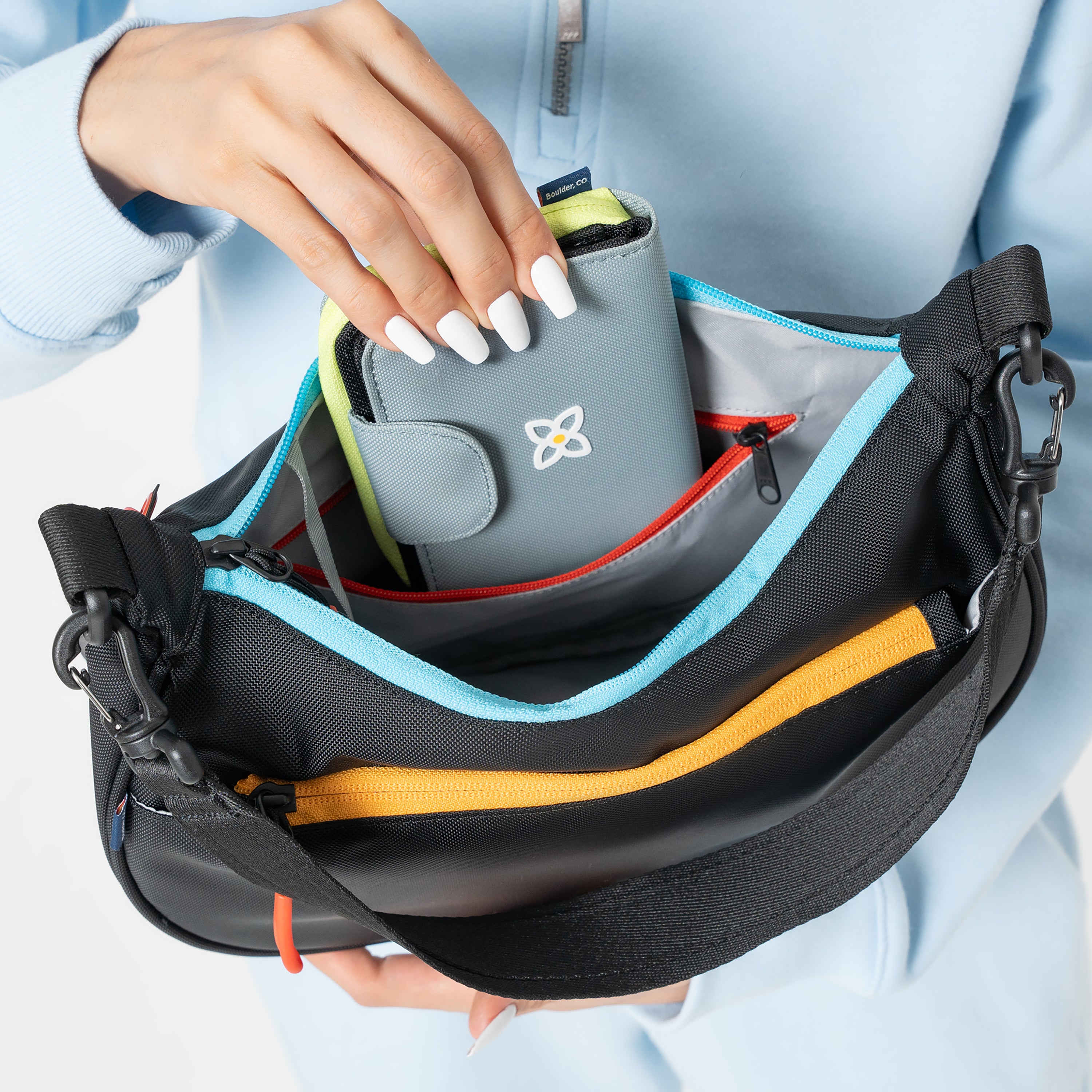 SHERPANI MINA | MEDIUM CROSSBODY BAG