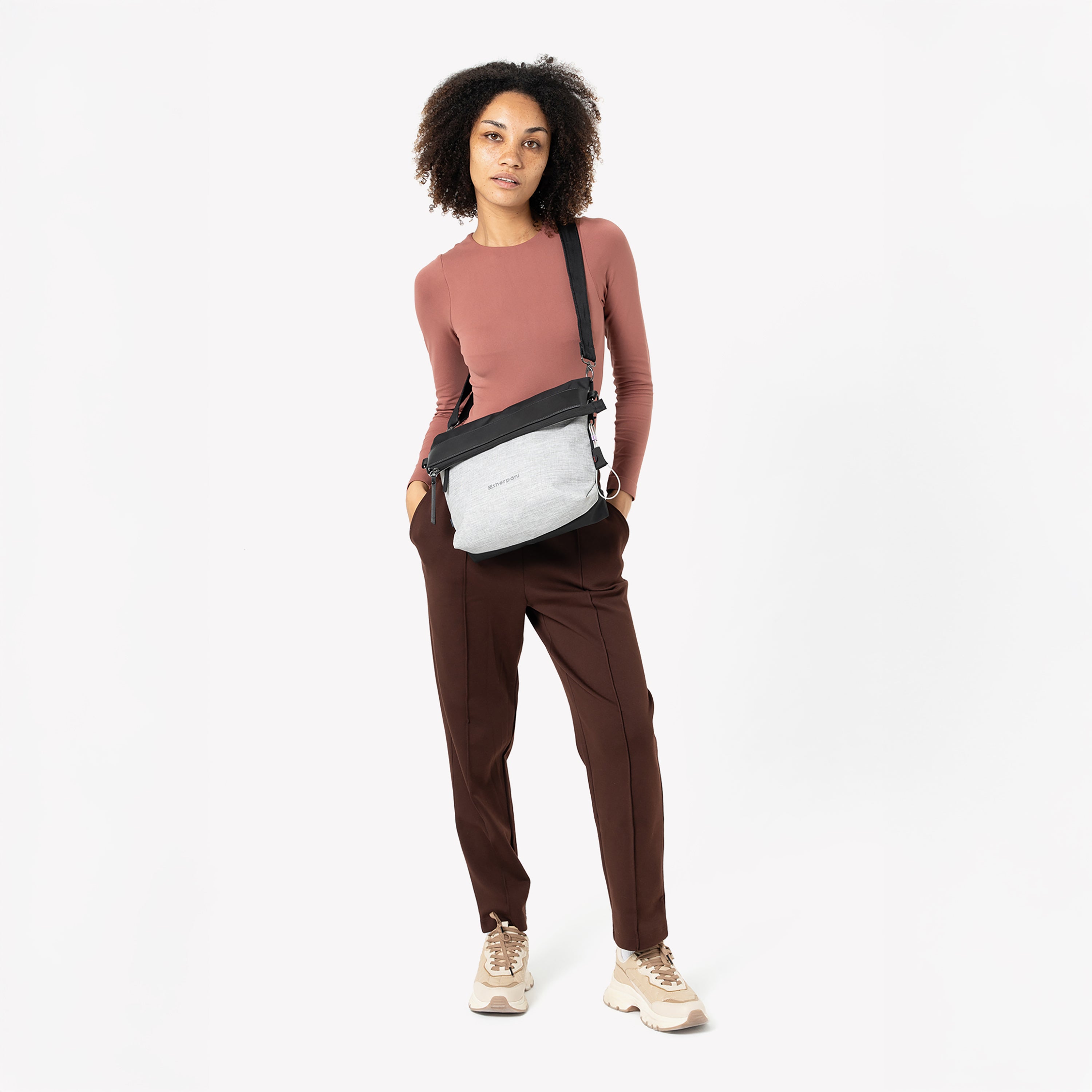 SHERPANI VALE | REVERSIBLE CROSSBODY
