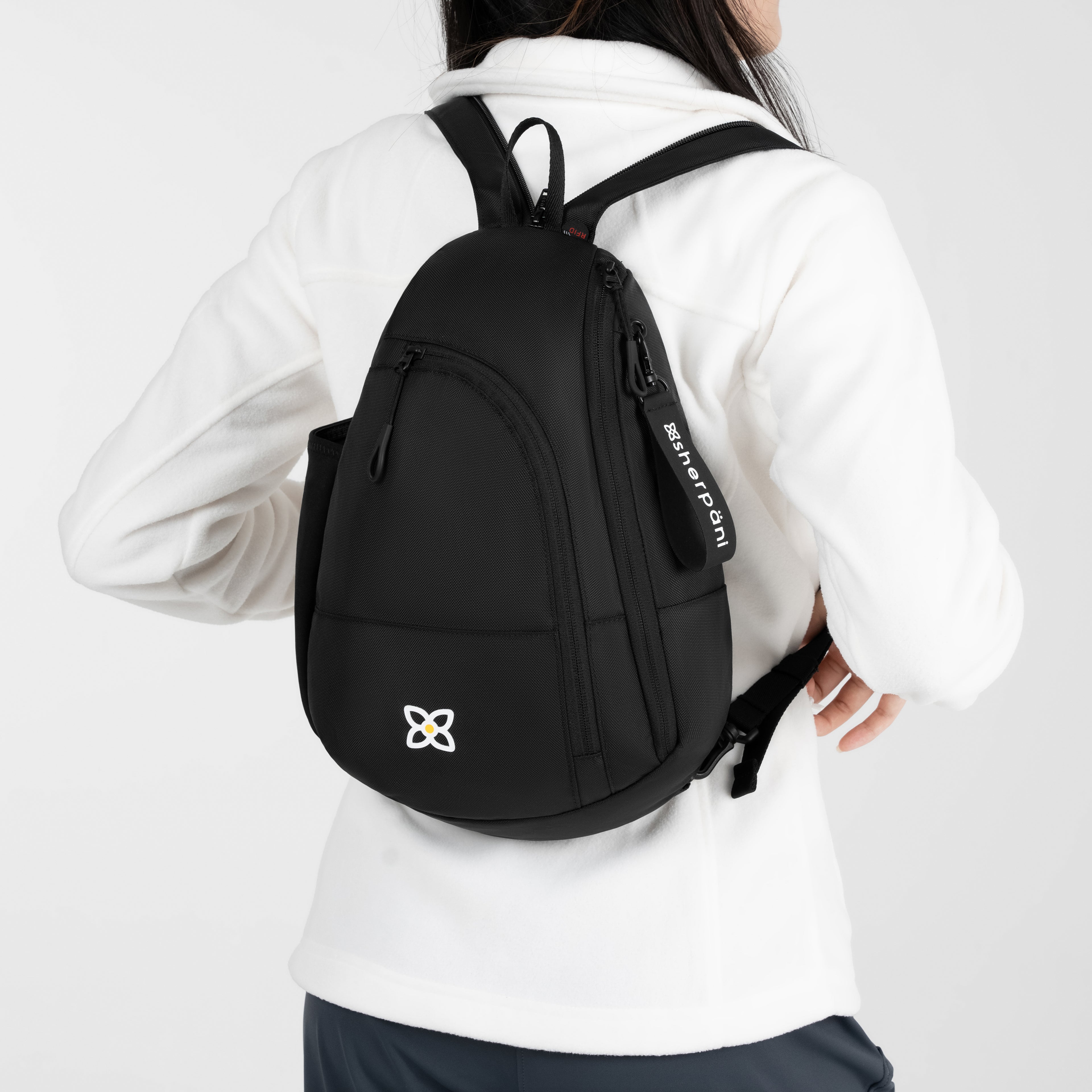 Sherpani Wayfarer | Medium Sling Backpack