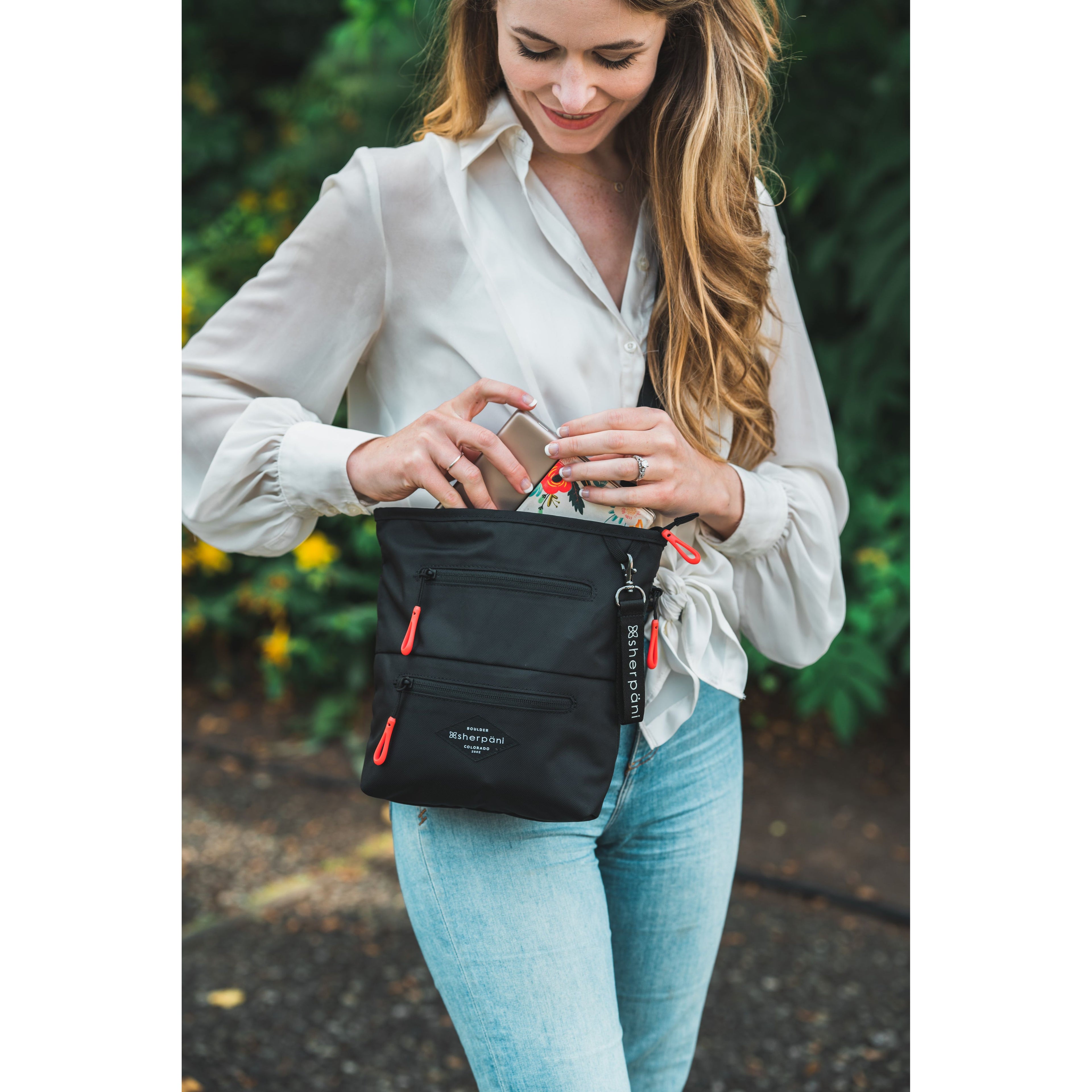 Sherpani Sadie | Crossbody Purse