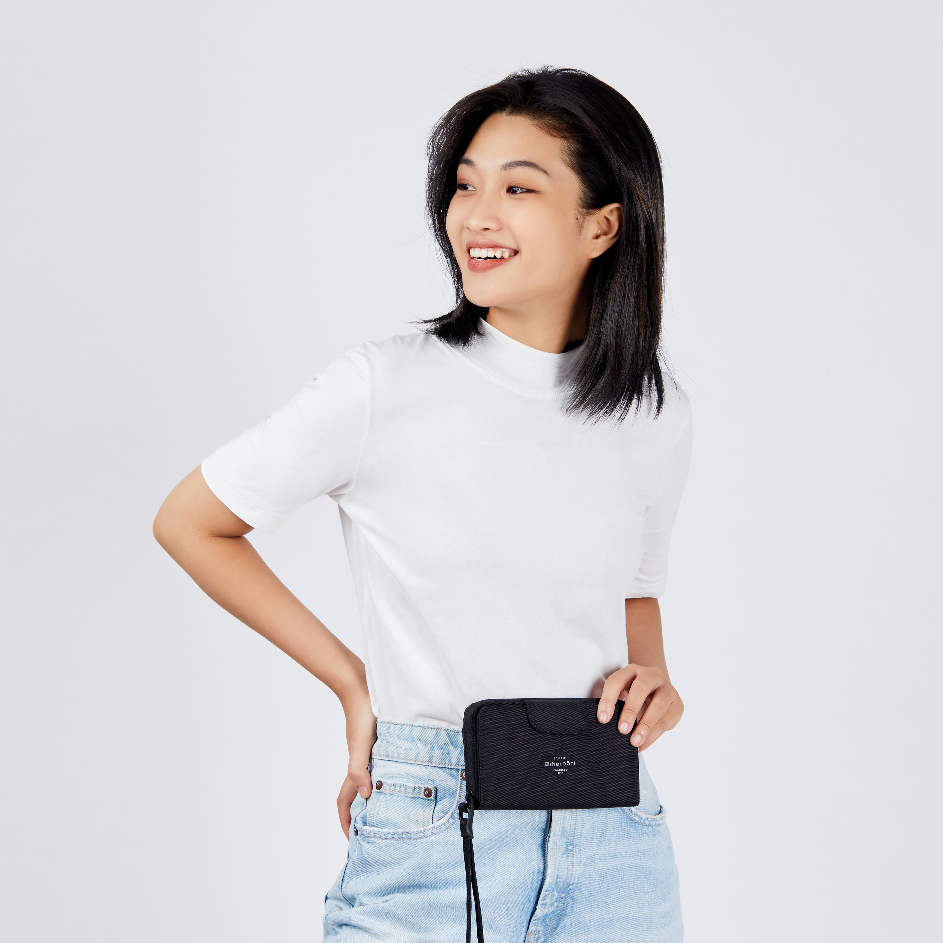 Sherpani Tulum | RFID Wristlet Wallet