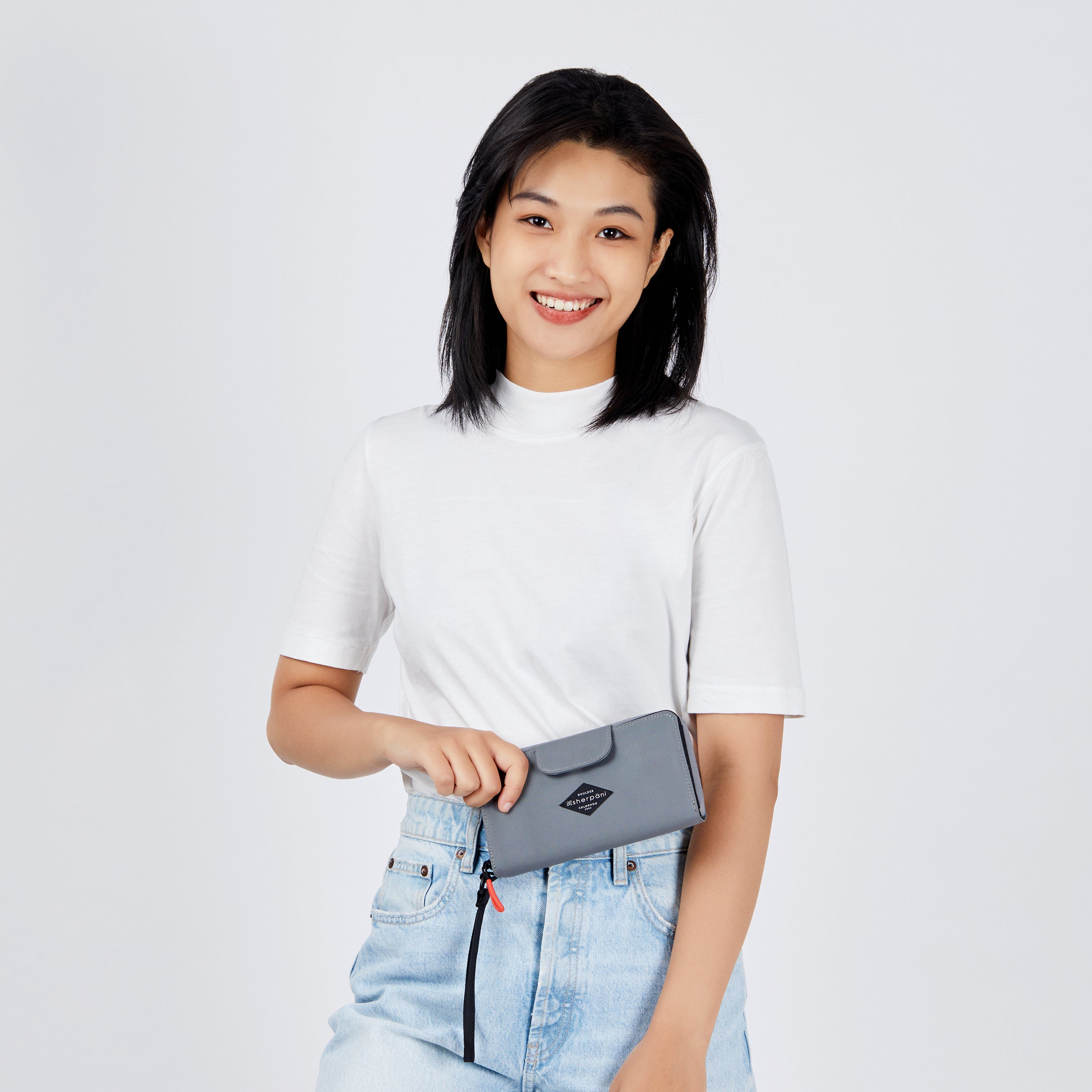 Sherpani Tulum | RFID Wristlet Wallet