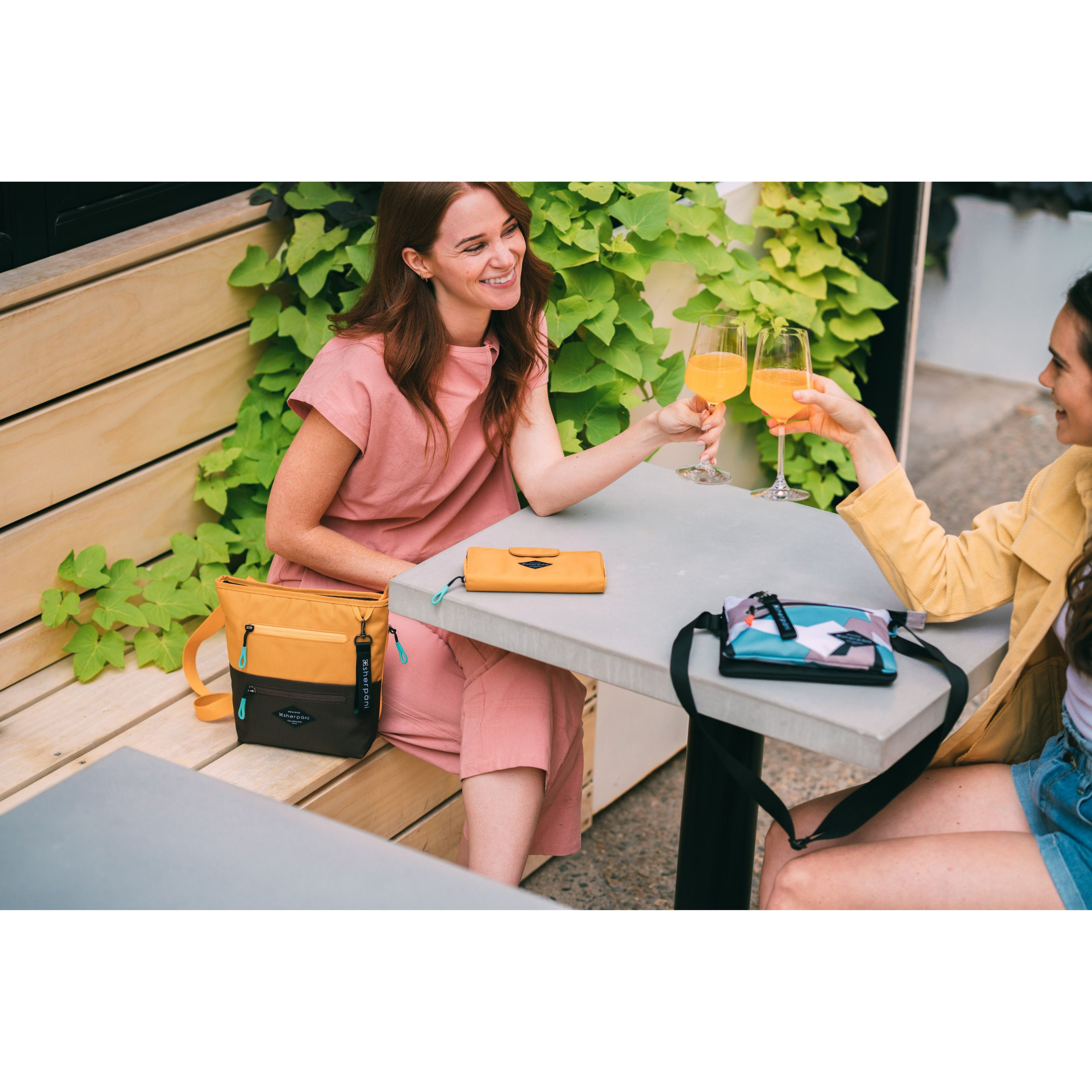 Sherpani Tulum | RFID Wristlet Wallet